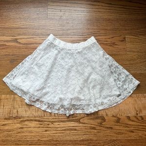 Girls Abercrombie lace skirt.